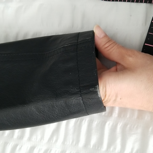 L - Jacket - Picture 5 of 13